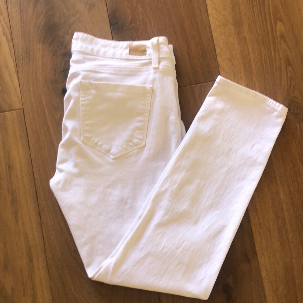 White PAIGE Kylie Crop Jeans.  Size 29